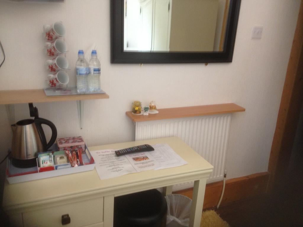 Sutton Park Guest House Blackpool Buitenkant foto