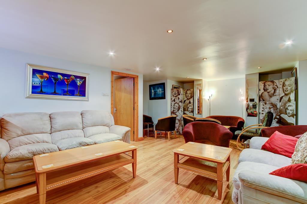 Sutton Park Guest House Blackpool Buitenkant foto