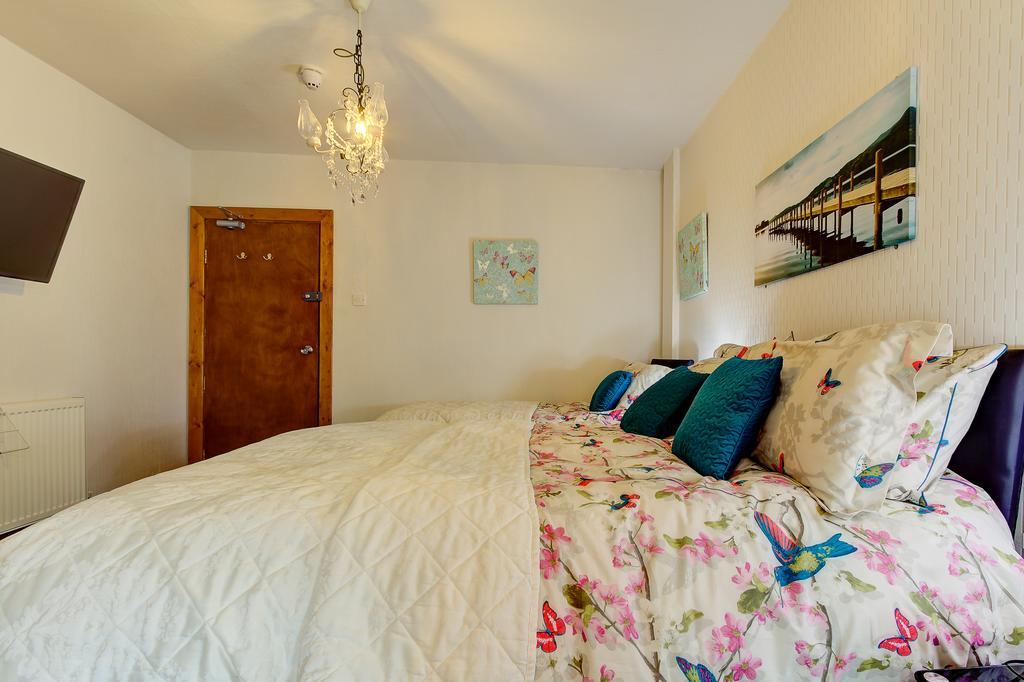 Sutton Park Guest House Blackpool Buitenkant foto