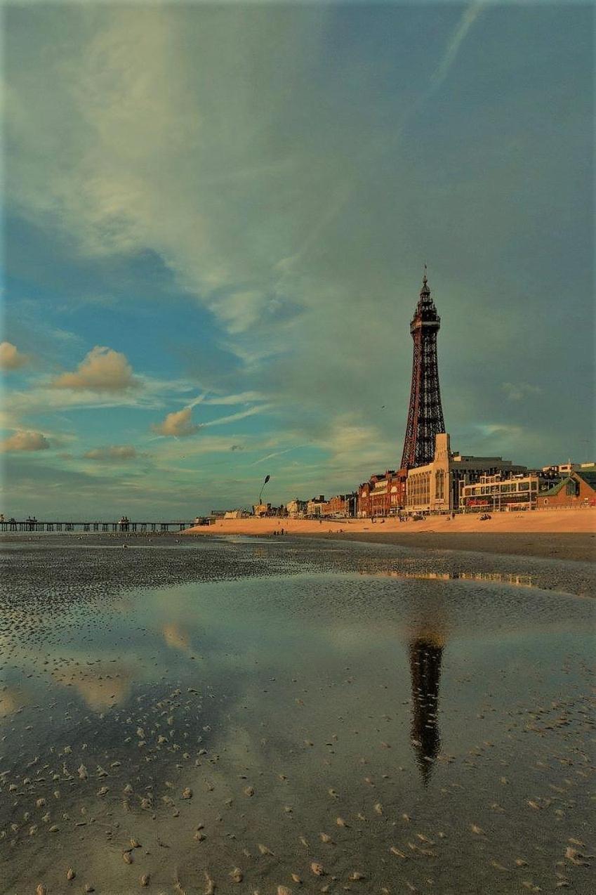Sutton Park Guest House Blackpool Buitenkant foto