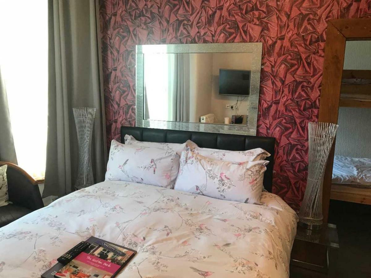 Sutton Park Guest House Blackpool Buitenkant foto